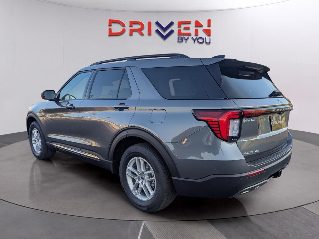 new 2025 Ford Explorer car, priced at $39,770
