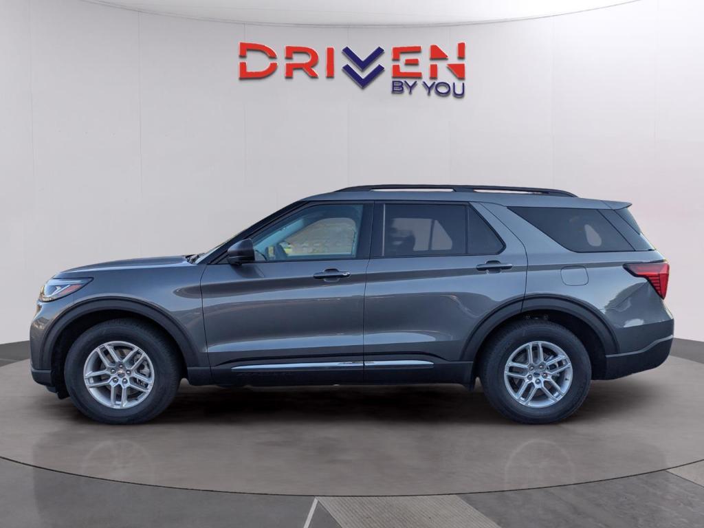 new 2025 Ford Explorer car, priced at $39,770