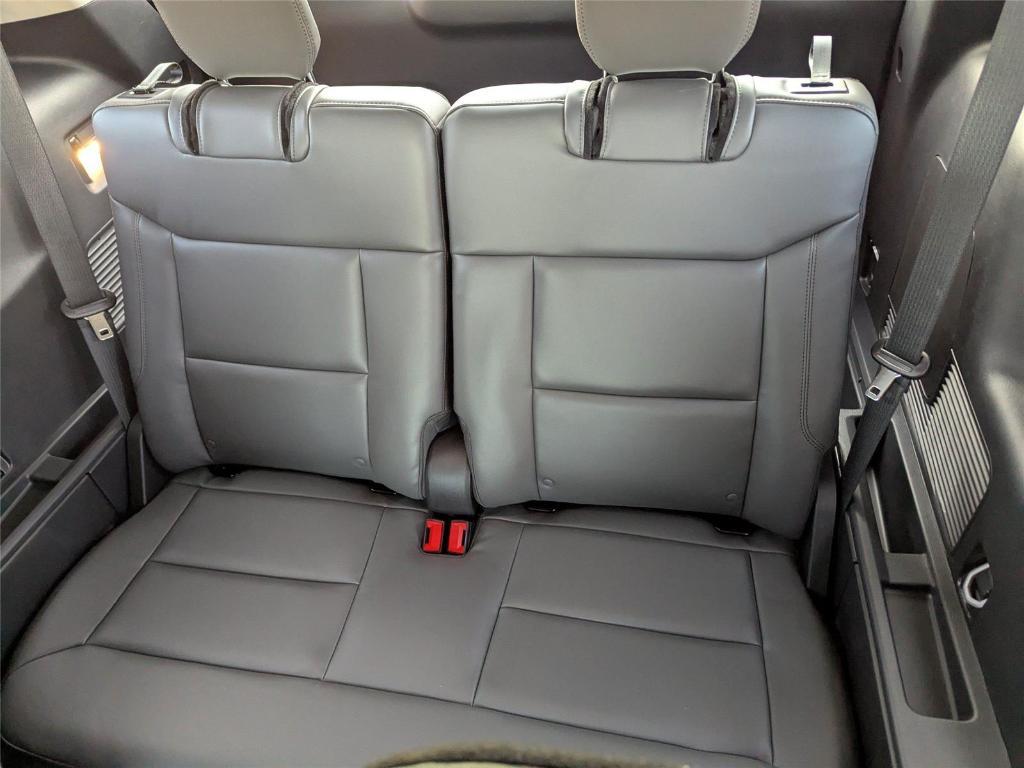 new 2025 Ford Explorer car, priced at $41,270