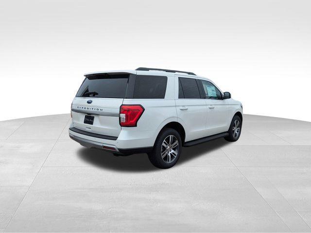 new 2024 Ford Expedition car, priced at $60,077