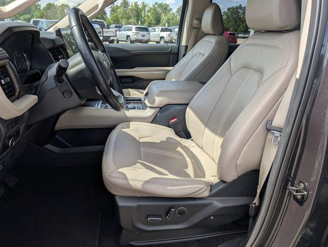 used 2023 Ford Expedition car, priced at $44,999