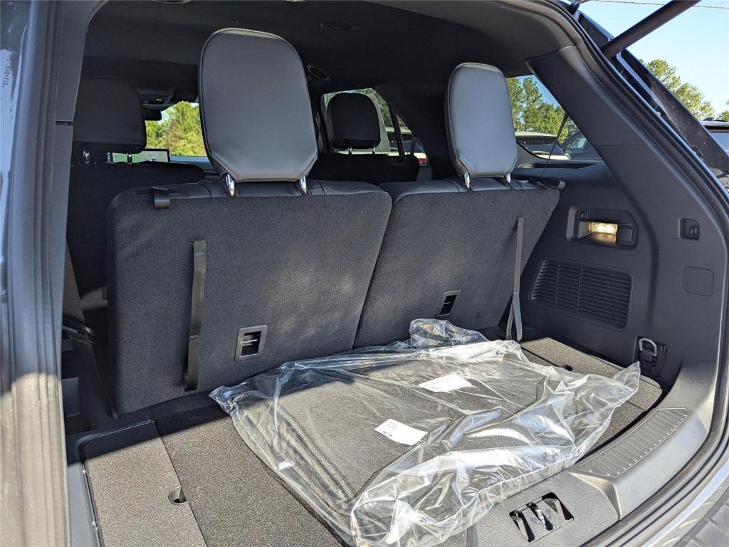 new 2025 Ford Explorer car, priced at $44,976
