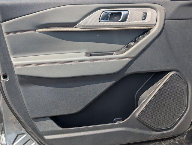 new 2025 Ford Explorer car, priced at $42,370