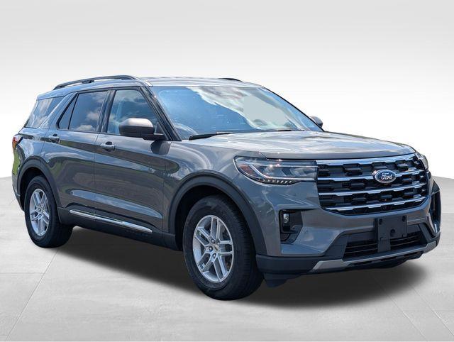 new 2025 Ford Explorer car, priced at $42,370