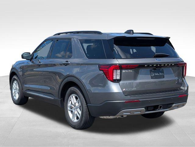 new 2025 Ford Explorer car, priced at $42,370