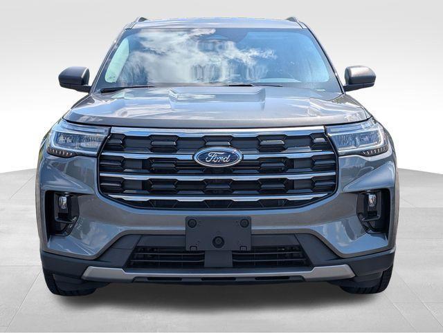 new 2025 Ford Explorer car, priced at $42,370
