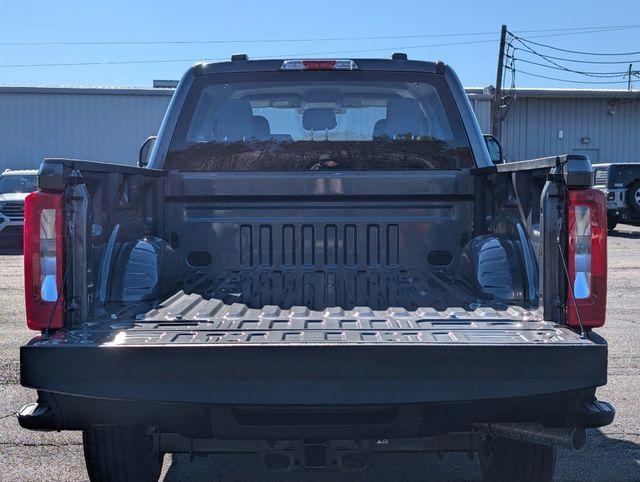 new 2025 Ford F-250 car, priced at $52,700