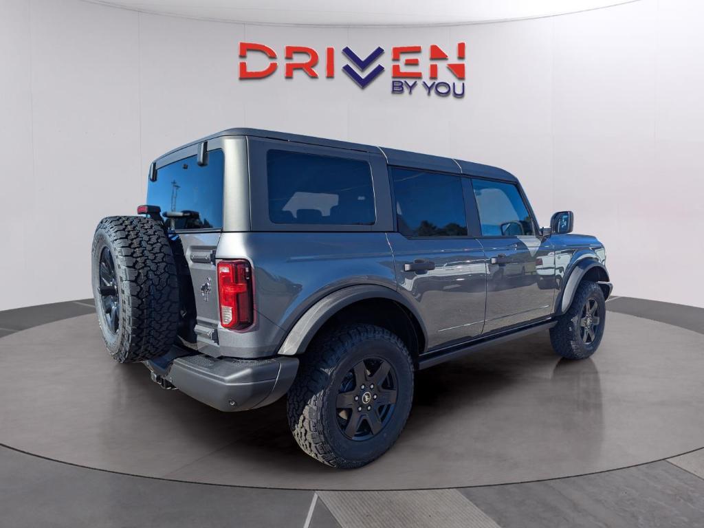 new 2025 Ford Bronco car, priced at $47,194