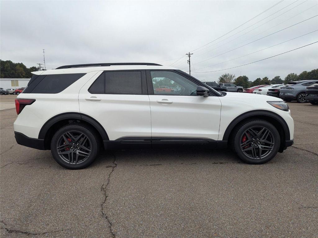 new 2025 Ford Explorer car, priced at $58,599
