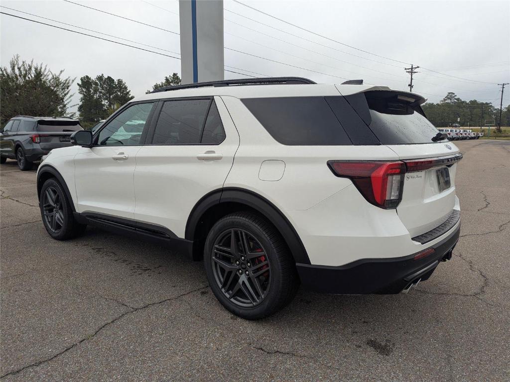 new 2025 Ford Explorer car, priced at $58,599