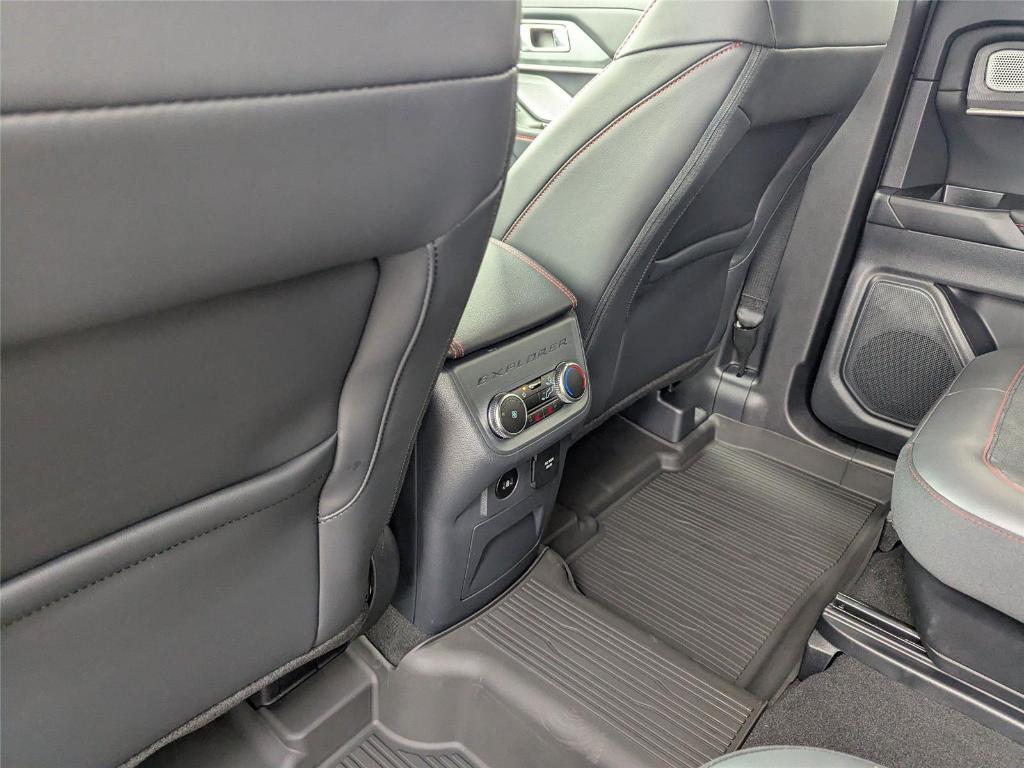 new 2025 Ford Explorer car, priced at $58,599