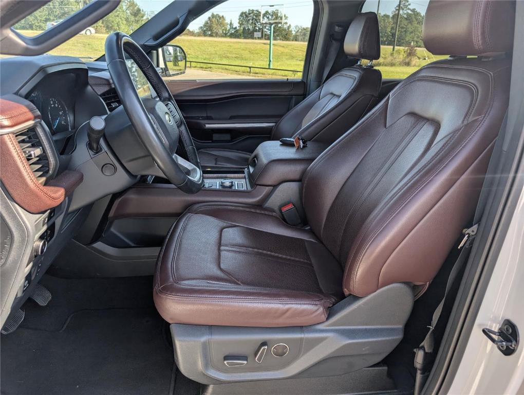 used 2023 Ford Expedition car, priced at $42,499