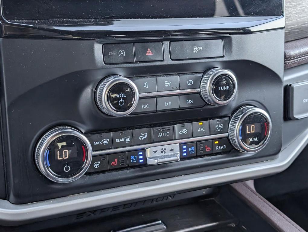 used 2023 Ford Expedition car, priced at $42,499