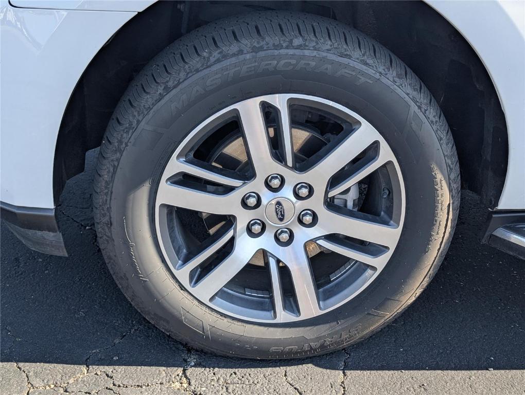 used 2023 Ford Expedition car, priced at $42,499