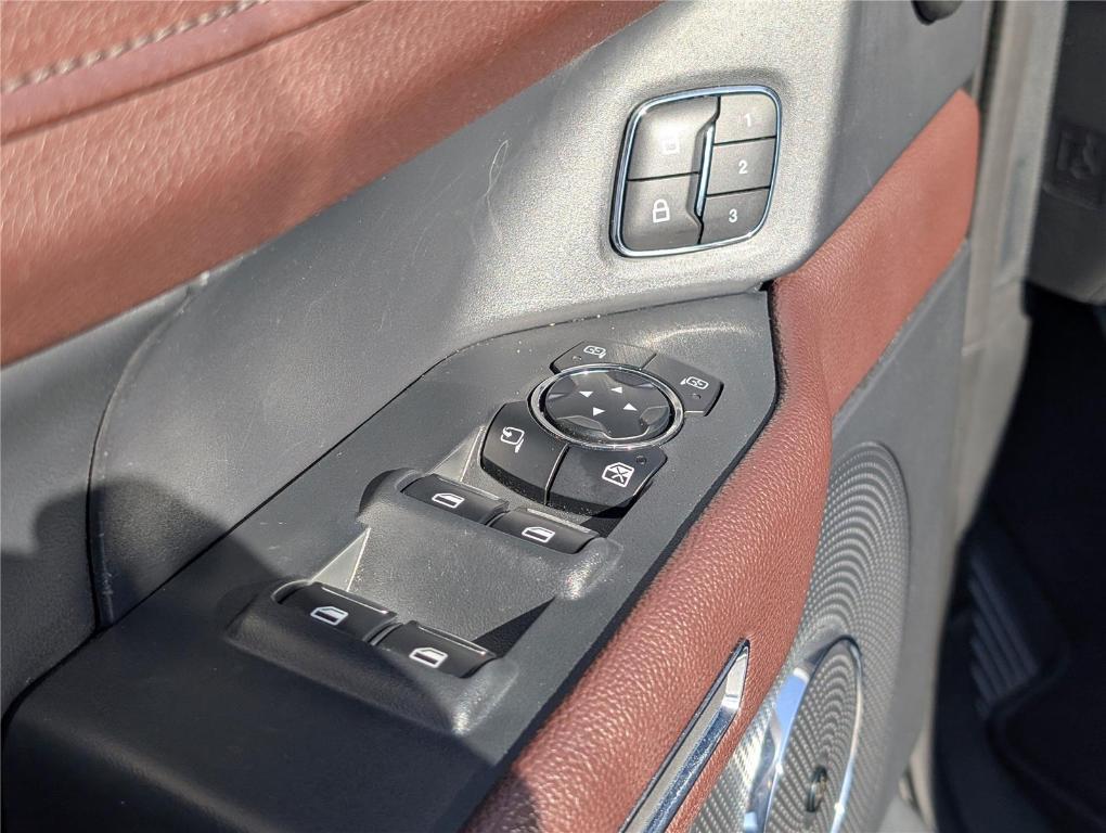 used 2023 Ford Expedition car, priced at $42,499