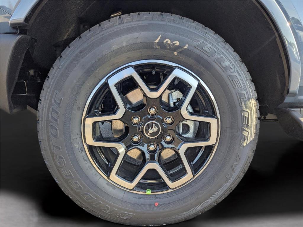 new 2025 Ford Bronco car, priced at $51,407