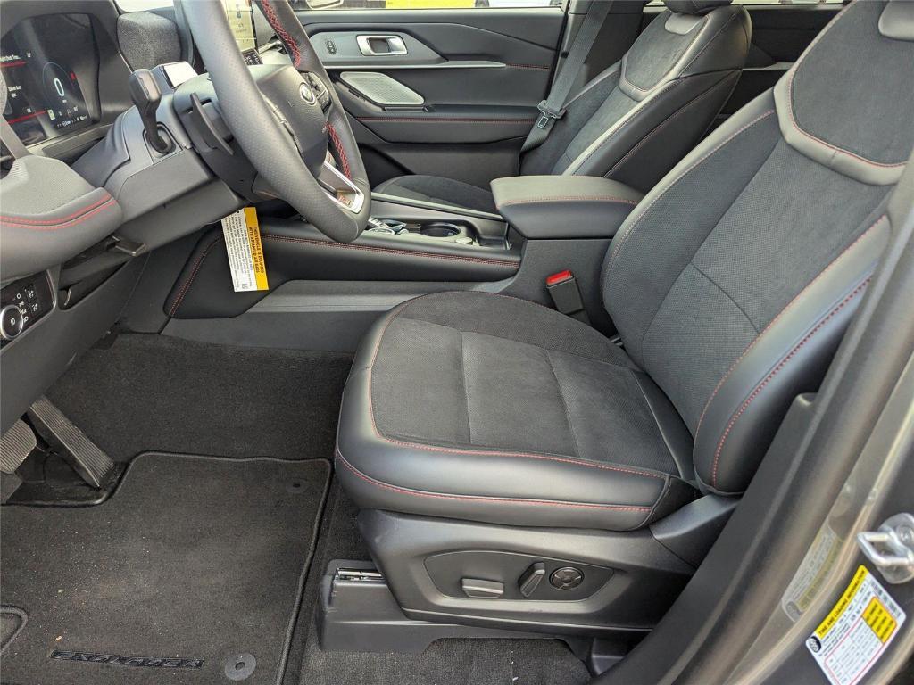 new 2025 Ford Explorer car, priced at $53,143