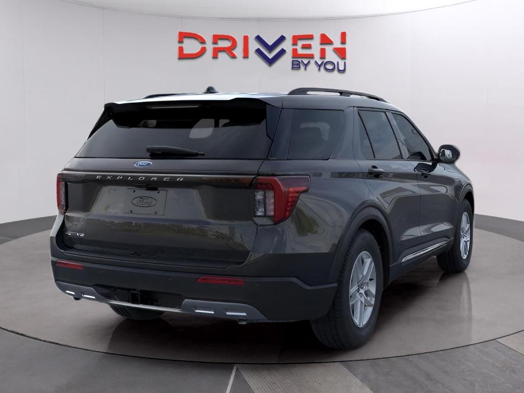 new 2025 Ford Explorer car, priced at $40,005