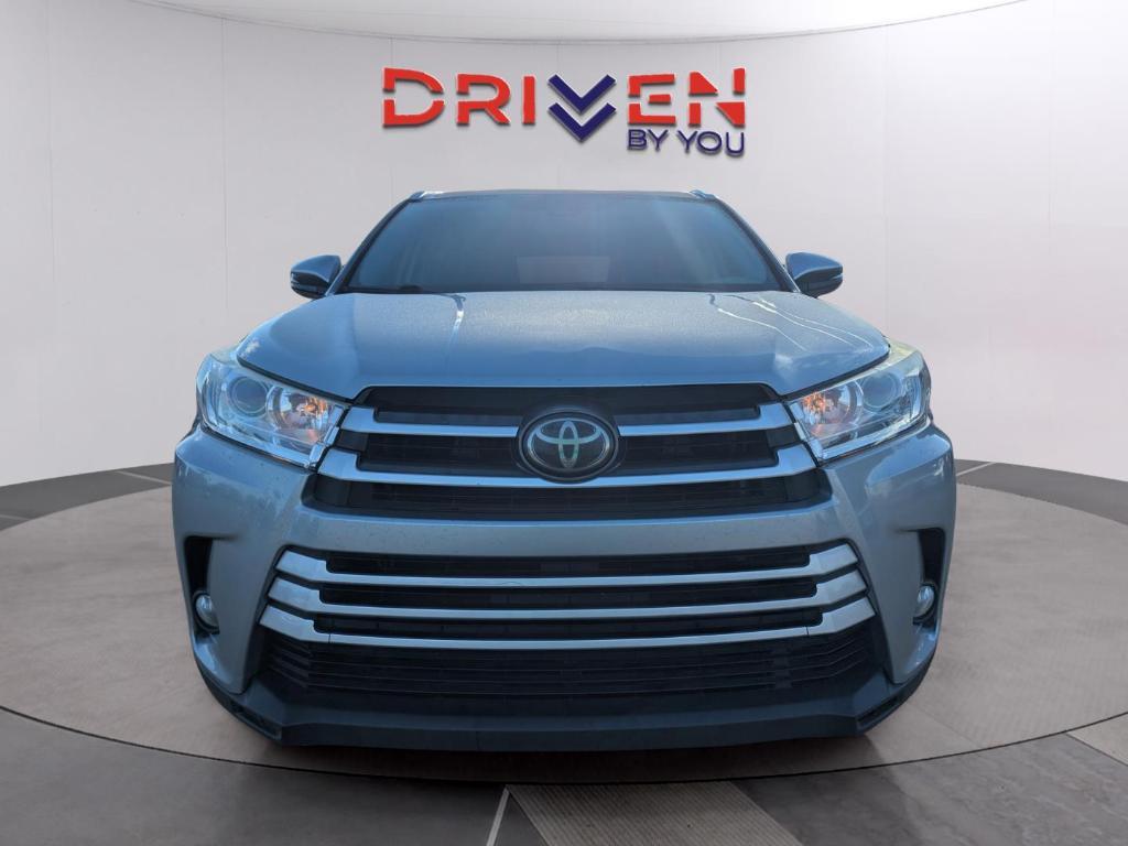 used 2019 Toyota Highlander car, priced at $18,852