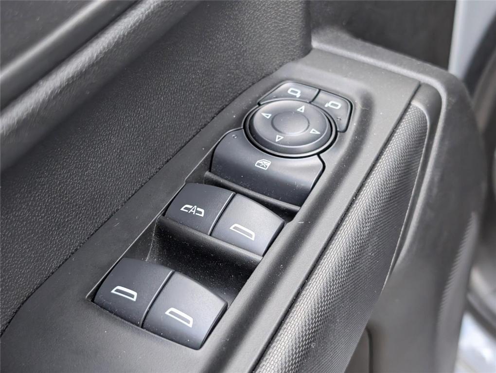 used 2025 GMC Sierra 1500 car, priced at $39,299