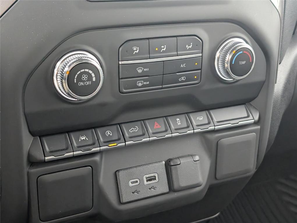 used 2025 GMC Sierra 1500 car, priced at $39,299