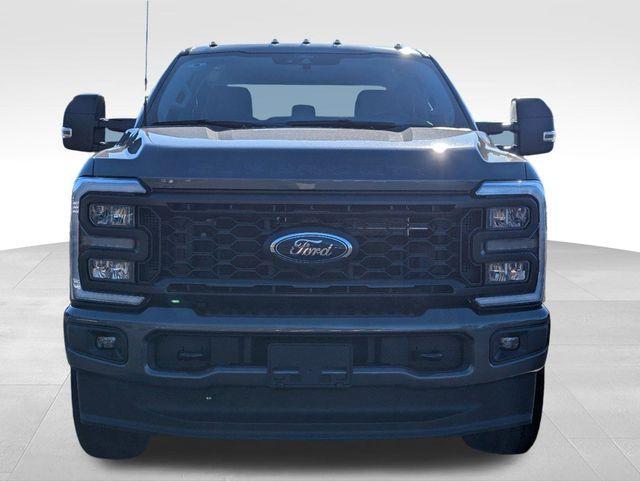 new 2025 Ford F-350 car, priced at $62,415