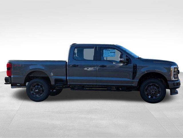 new 2025 Ford F-350 car, priced at $62,415