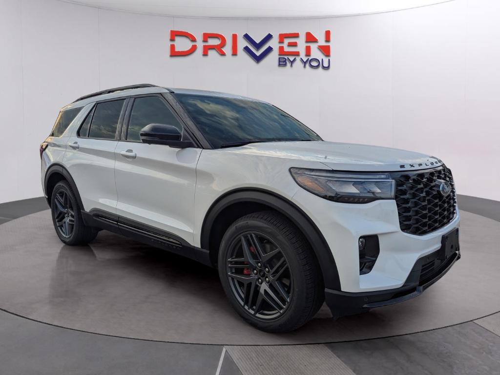 new 2025 Ford Explorer car, priced at $54,113