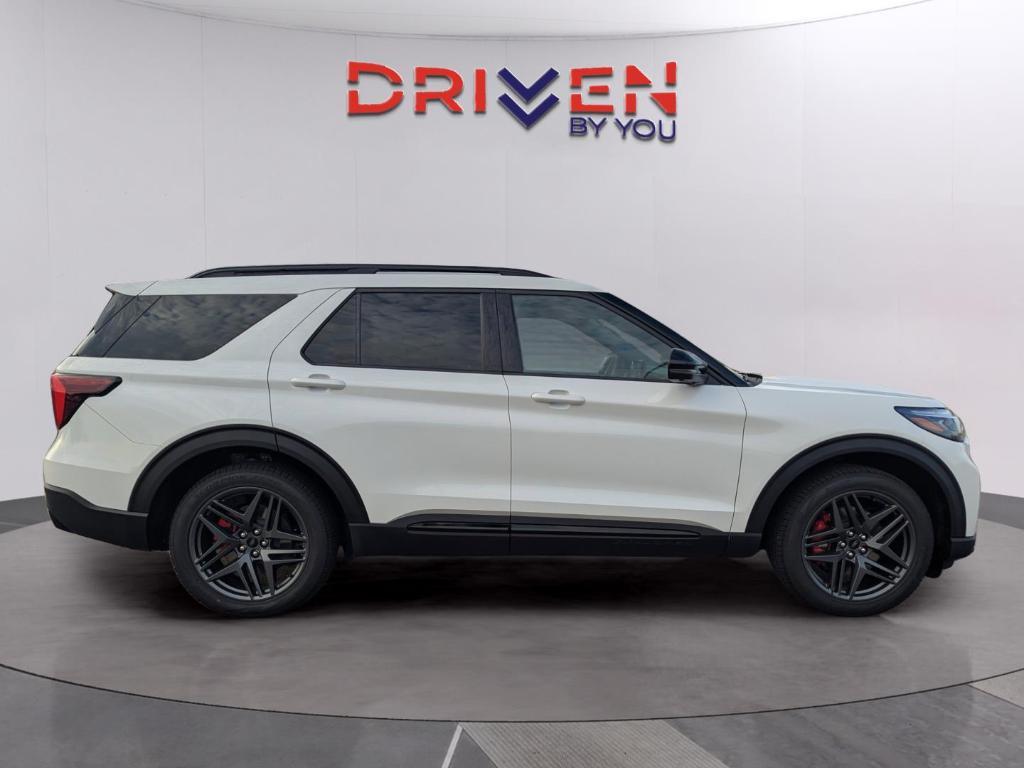 new 2025 Ford Explorer car, priced at $54,113