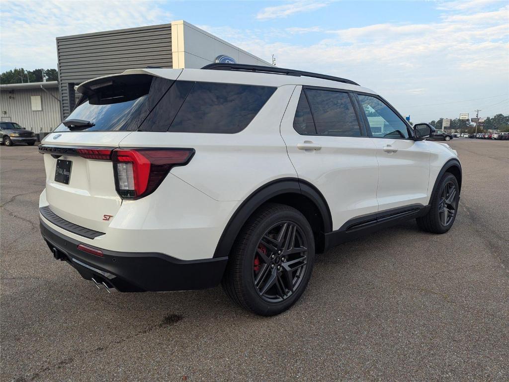 new 2025 Ford Explorer car, priced at $54,613