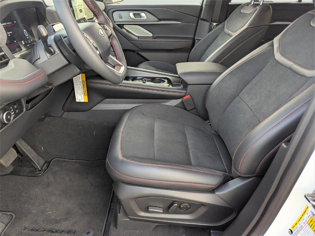 new 2025 Ford Explorer car, priced at $54,113