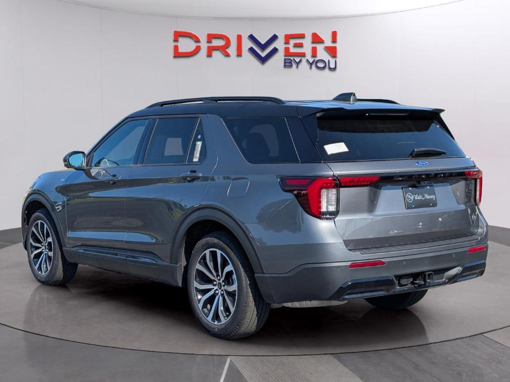new 2025 Ford Explorer car, priced at $45,898