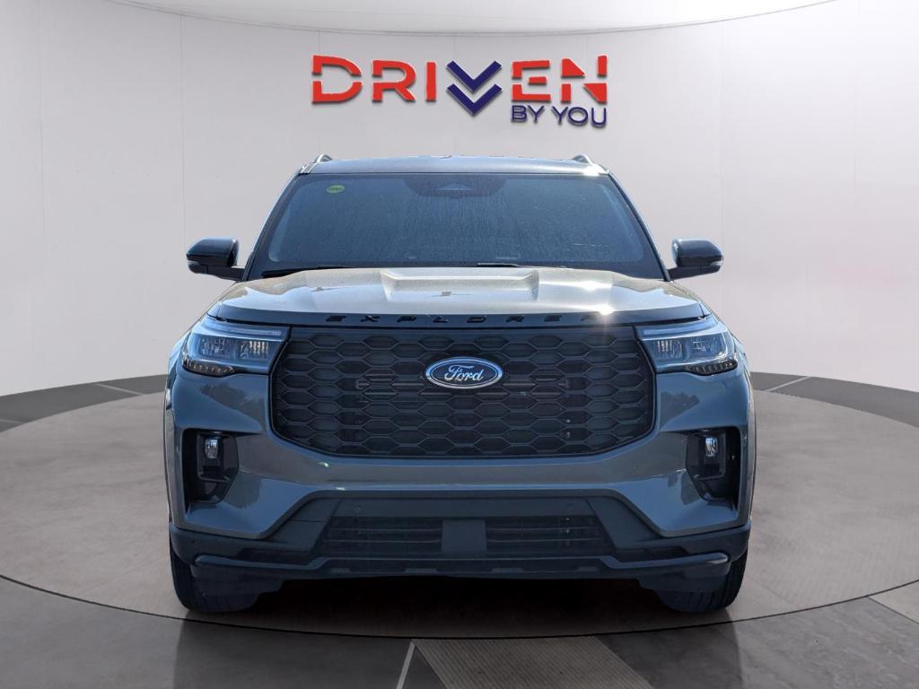 new 2025 Ford Explorer car, priced at $45,898
