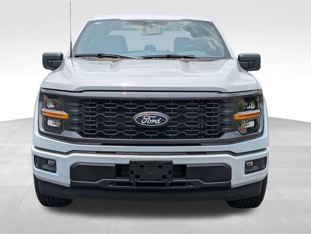 new 2025 Ford F-150 car, priced at $45,562