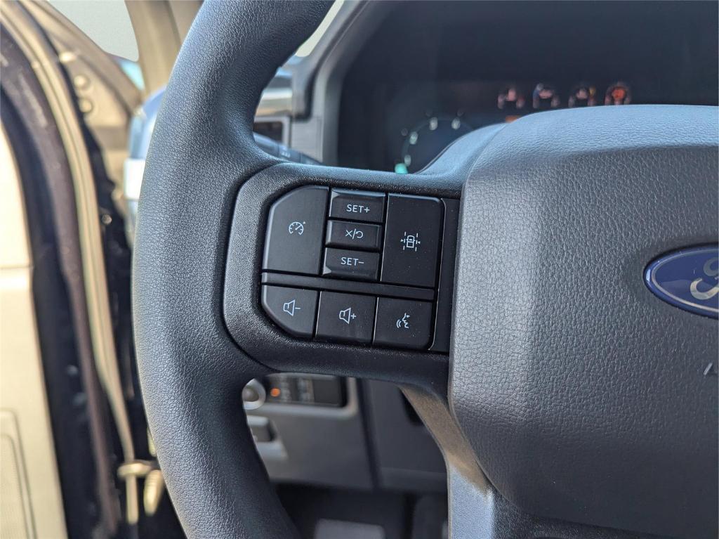 new 2025 Ford F-150 car, priced at $45,640