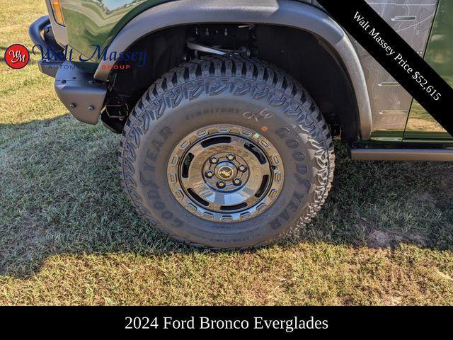 new 2024 Ford Bronco car, priced at $52,615