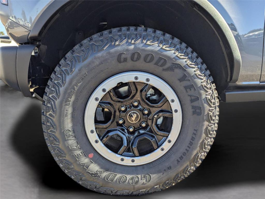 new 2025 Ford Bronco car, priced at $62,384