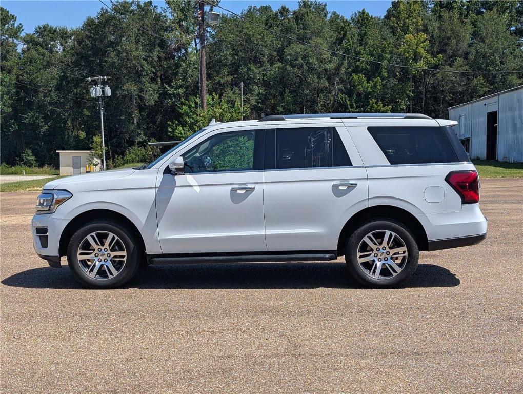 used 2024 Ford Expedition car, priced at $48,699