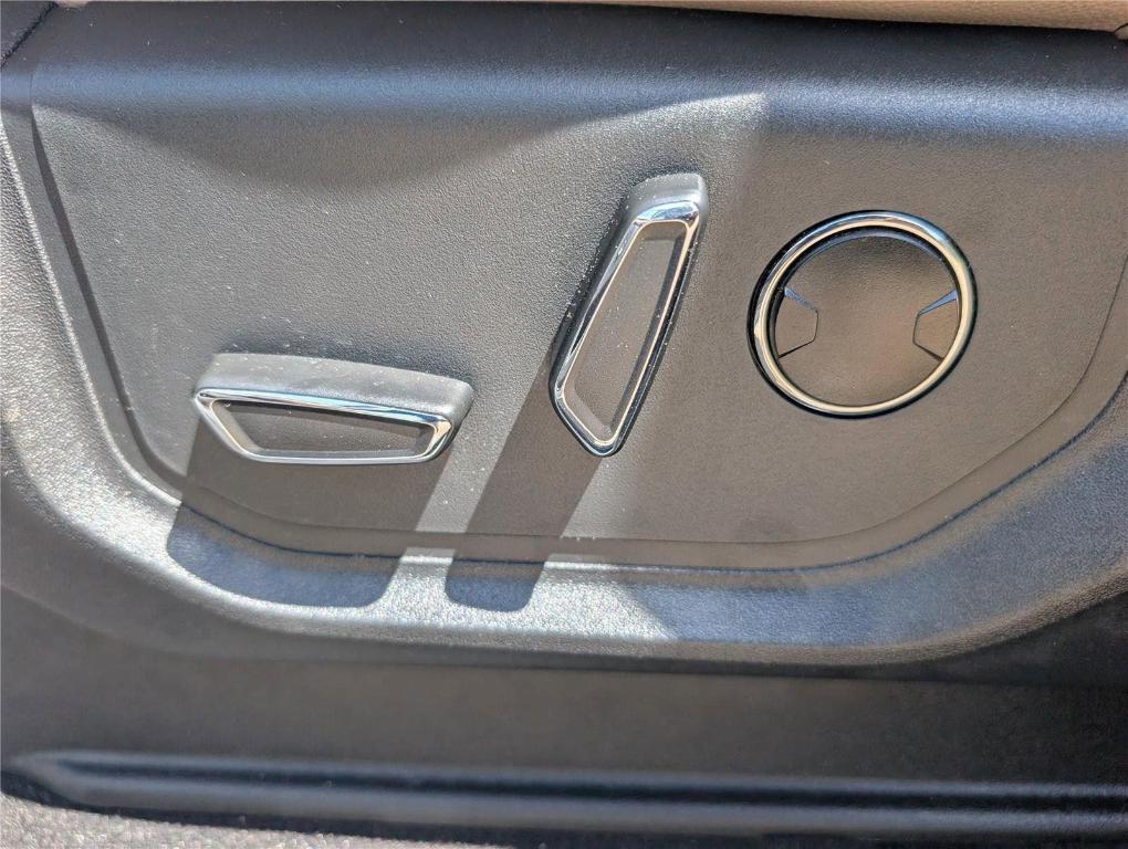 used 2024 Ford Expedition car, priced at $48,699