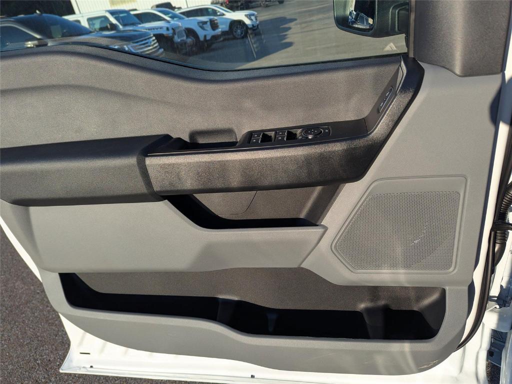 new 2025 Ford F-250 car, priced at $49,396