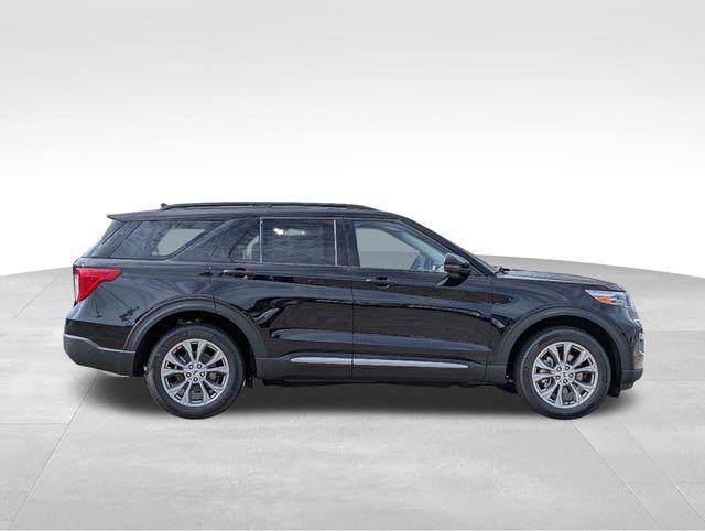 new 2024 Ford Explorer car, priced at $41,213