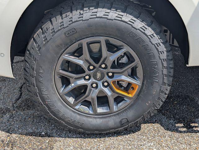 new 2025 Ford Expedition car, priced at $85,760