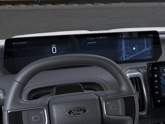 new 2025 Ford Expedition car, priced at $83,998