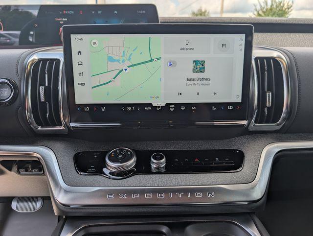 new 2025 Ford Expedition car, priced at $85,760