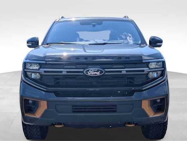 new 2025 Ford Expedition car, priced at $82,128