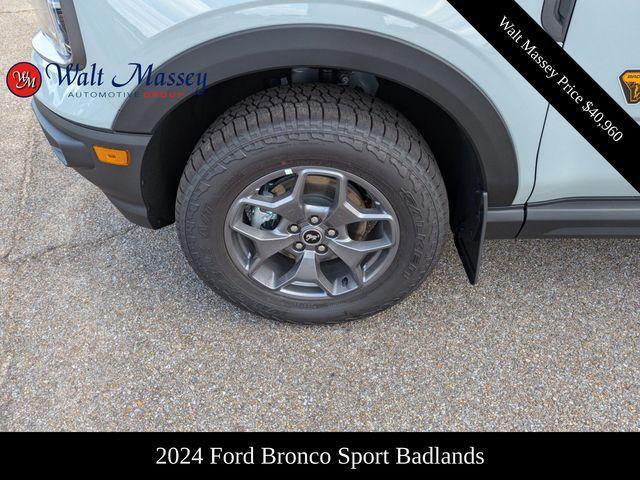 new 2024 Ford Bronco Sport car, priced at $40,960