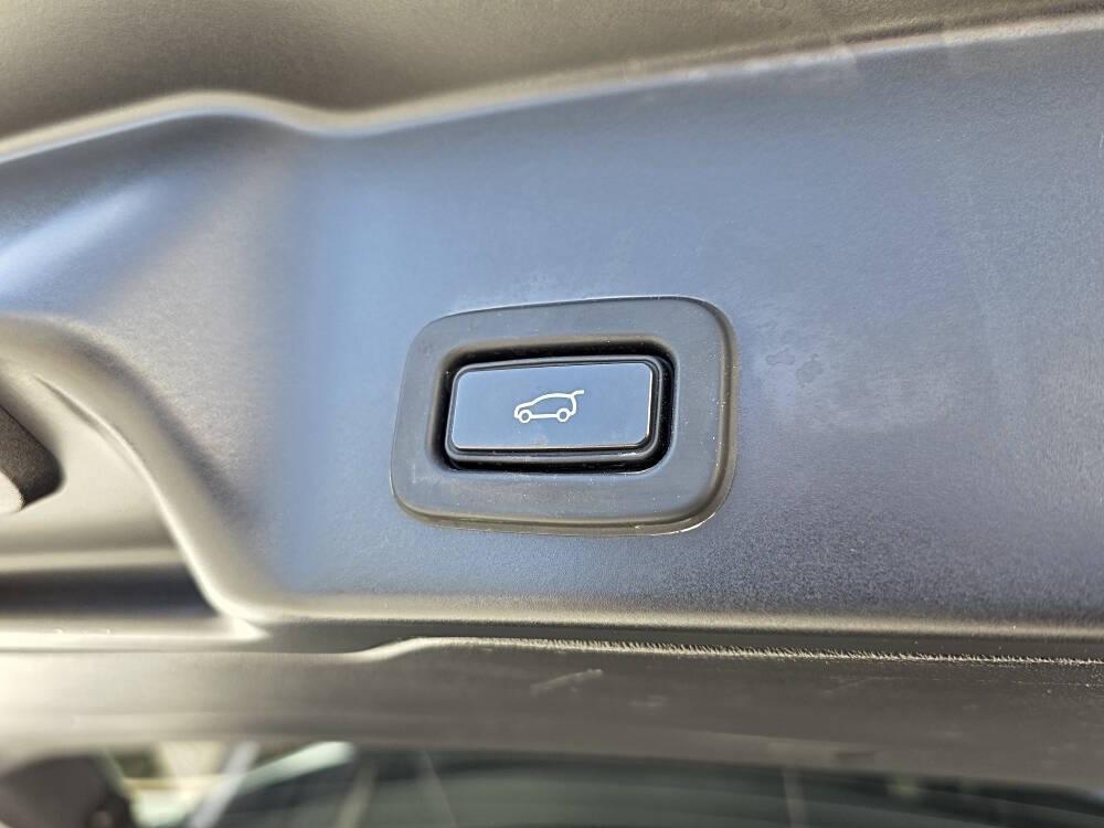 used 2020 Land Rover Range Rover Evoque car, priced at $24,995