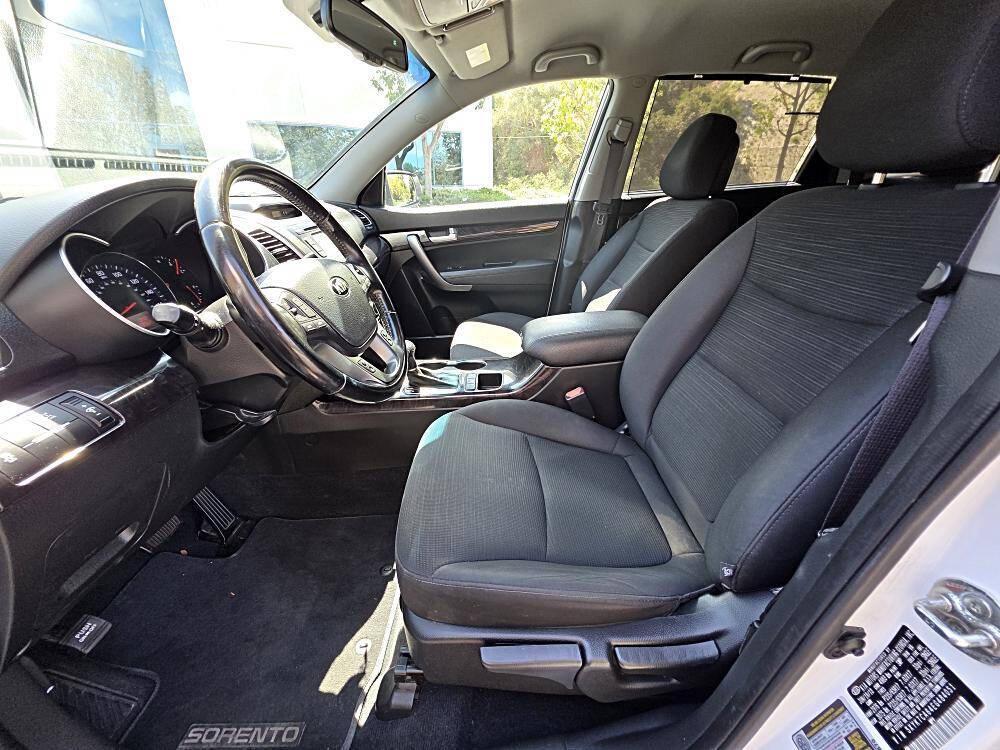 used 2014 Kia Sorento car, priced at $8,995