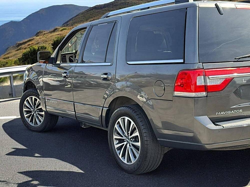 used 2015 Lincoln Navigator car, priced at $8,995