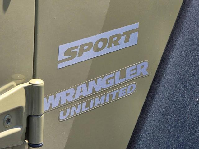 used 2013 Jeep Wrangler Unlimited car, priced at $16,995